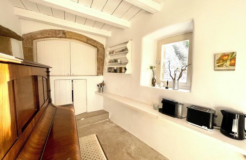 Kithira Villa | 19th Century Vaulted Villa