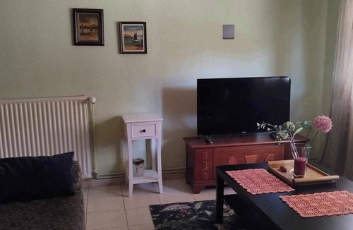 Stavroupoli Apartment | 2-bedroom a living room apartment with yard and parking stasion at Thessaloniki