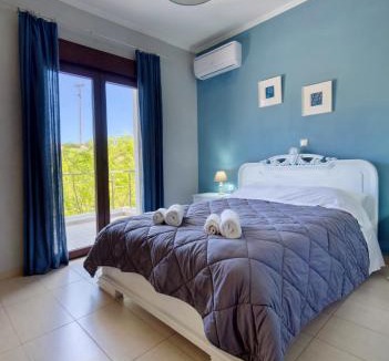 Pitharion Apartment | 2-Bedroom, Sea-View Apartment - Balcony in Heaven!