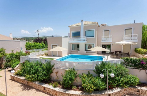 Skouloufia House | 200 m² House ∙ 4 bedrooms ∙ 8 guests