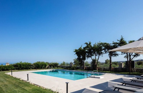 Skouloufia House | 200 m² House ∙ 4 bedrooms ∙ 10 guests