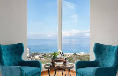 Ixia House | 200 m² House ∙ 5 bedrooms ∙ 12 guests