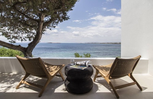 Kavouri Villa | 200 m² Villa ∙ 4 bedrooms ∙ 9 guests