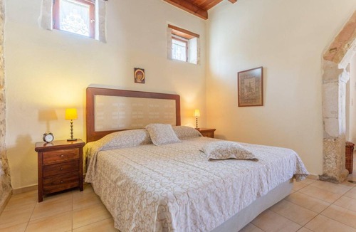 Monopari Villa | 200 m² Villa ∙ 4 bedrooms ∙ 8 guests
