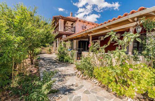 Pantokratoras Villa | 200 m² Villa ∙ 3 bedrooms ∙ 7 guests