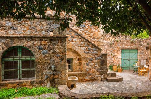 Kardamyli House | 220 m² House ∙ 3 bedrooms ∙ 5 guests