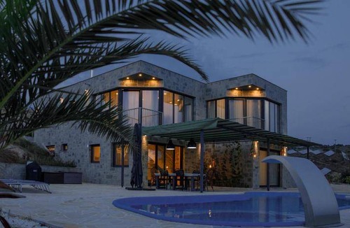 Thasos Resort | 220 m² Resort ∙ 3 bedrooms ∙ 9 guests