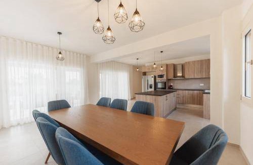 Kallikratia Resort | 220 m² Resort ∙ 3 bedrooms ∙ 6 guests