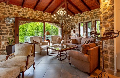 Koutouloufari Villa | 234 m² Villa ∙ 3 bedrooms ∙ 6 guests