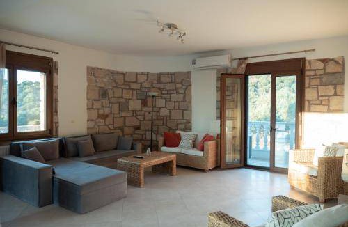Skotino Villa | 235 m² Villa ∙ 3 bedrooms ∙ 7 guests