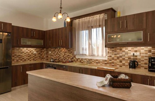 Faistos Villa | 250 m² Villa ∙ 6 bedrooms ∙ 12 guests