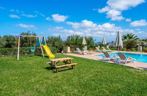 Kirianna House | 270 m² House ∙ 5 bedrooms ∙ 13 guests