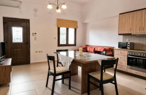 Kirianna House | 270 m² House ∙ 5 bedrooms ∙ 13 guests