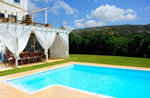 Kato Fellos House | 290 m² House ∙ 4 bedrooms ∙ 8 guests