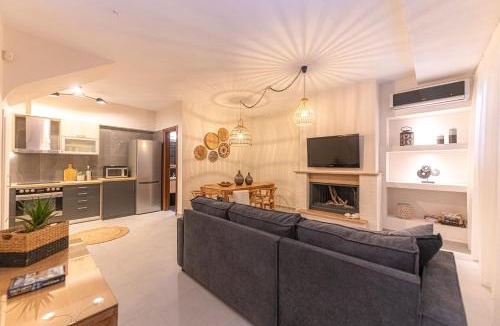Agia Paraskevi Villa | 2B Luxurious Villa Io, With Private Pool And Stunningt Sea Views