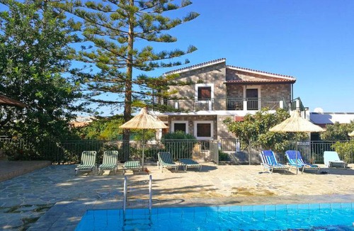 Old Hersonissos Apartment | 30 m² Apartment ∙ 1 bedroom ∙ 4 guests