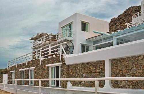Fanari Villa | 300 m² Villa ∙ 8 bedrooms ∙ 16 guests
