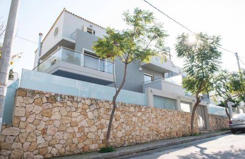 Alimos Villa | 300 m² Villa ∙ 4 bedrooms ∙ 8 guests