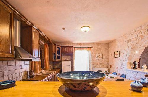 Koiliomenos Villa | 300 m² Villa ∙ 4 bedrooms ∙ 12 guests
