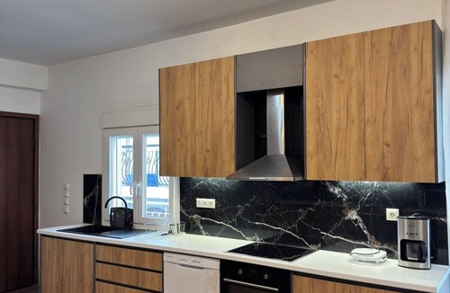 Alimos Apartment | 4 Bedrooms, 3 Bathrooms apartment