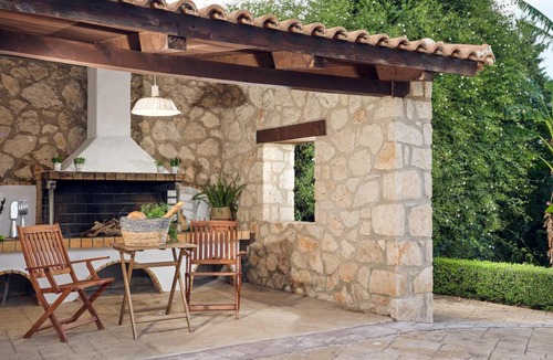 Romirion Villa | 400 m² Villa ∙ 4 bedrooms ∙ 12 guests