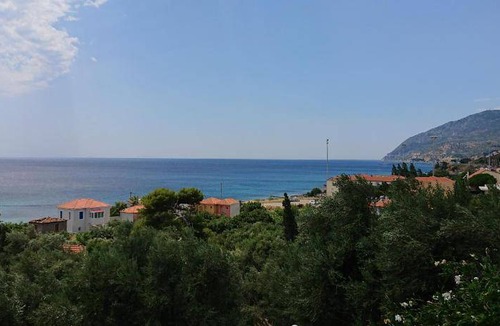 Plomari Apartment | 45 m² Apartment ∙ 2 bedrooms ∙ 4 guests