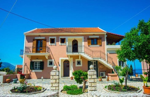Mesovounia Hotel | 45 m² Hotel ∙ 127 guests