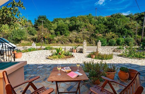 Mesovounia Hotel | 45 m² Hotel ∙ 127 guests