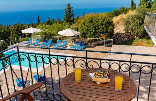 Mesovounia Hotel | 45 m² Hotel ∙ 127 guests