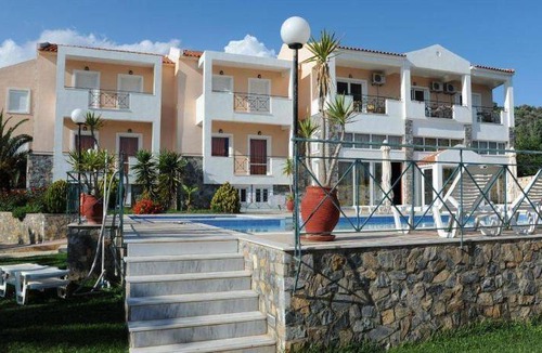 Plomari Apartment | 45 m² Serviced apartment ∙ 4 guests