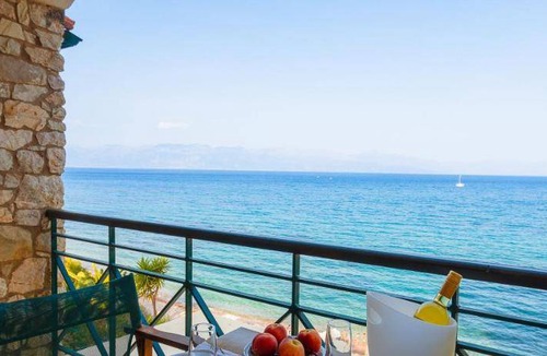 Petalidi Apartment | 45 m² Serviced apartment ∙ 4 guests