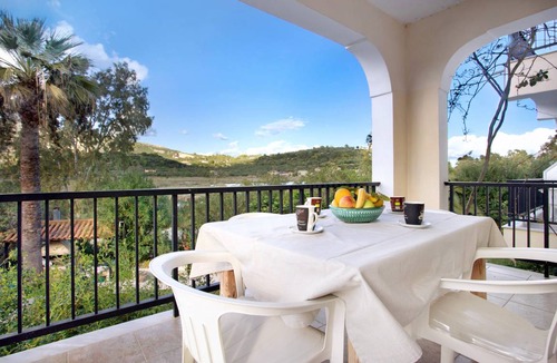 Limni Keri Apartment | 50 m² Apartment ∙ 2 bedrooms ∙ 4 guests