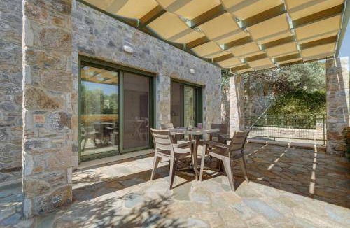 Plomari House | 50 m² House ∙ 1 bedroom ∙ 3 guests