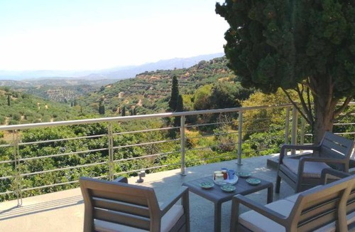 Pefki Villa | 50 m² Villa ∙ 1 bedroom ∙ 4 guests
