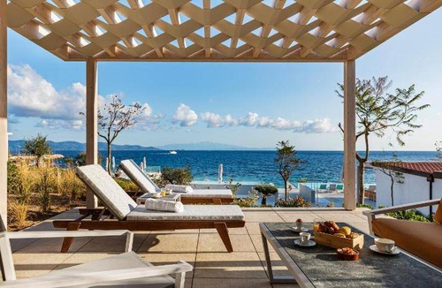 Ierissos Hotel | 57 m² Hotel ∙ 127 guests