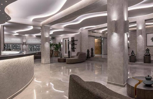 Platis Gialos Hotel | 60 m² Hotel ∙ 127 guests