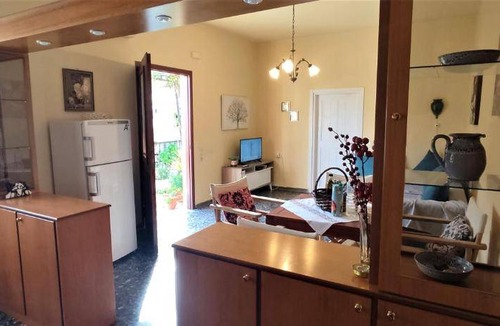 Kamilari House | 60 m² House ∙ 2 bedrooms ∙ 5 guests