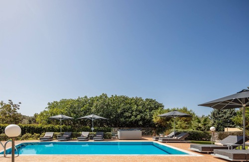 Prinos Villa | 60m2 Heated pool, hot tub, large garden, 2.5 km from the beach!