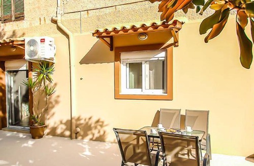 Livadia Apartment | 65 m² Apartment ∙ 1 bedroom ∙ 4 guests