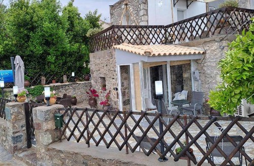 East Mani House | 70 m² House ∙ 2 bedrooms ∙ 5 guests