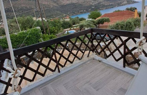 East Mani House | 70 m² House ∙ 2 bedrooms ∙ 5 guests