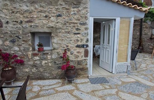 East Mani House | 70 m² House ∙ 2 bedrooms ∙ 5 guests