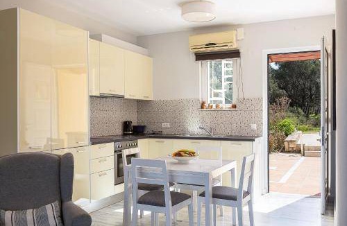 Houdetsi House | 72 m² House ∙ 2 bedrooms ∙ 5 guests