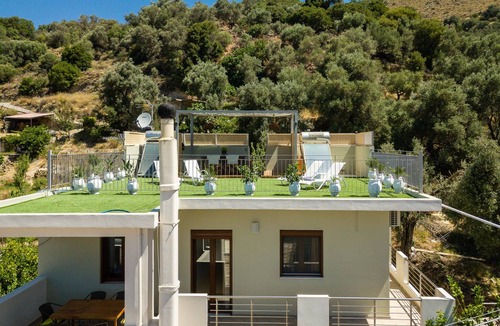 Spilion House | 75 m² House ∙ 2 bedrooms ∙ 6 guests