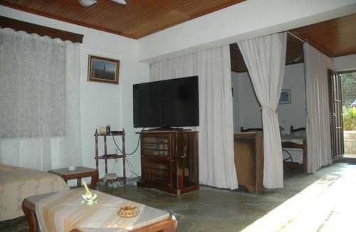Patras Apartment | 80 m² Apartment ∙ 2 bedrooms ∙ 11 guests