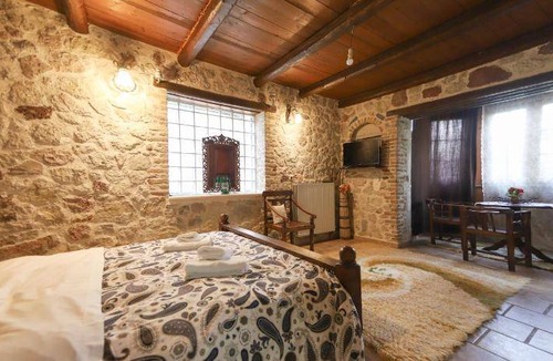 Kalavrita Hotel | 80 m² Hotel ∙ 2 bedrooms ∙ 5 guests