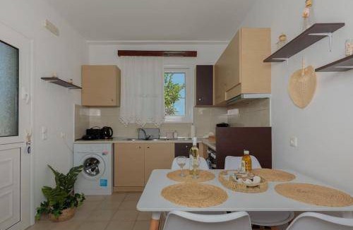 Stegna House | 80 m² House ∙ 1 bedroom ∙ 5 guests