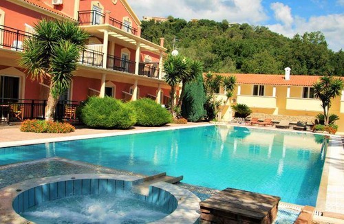 Liapades Apartment | 80 m² Serviced apartment ∙ 2 bedrooms ∙ 6 guests