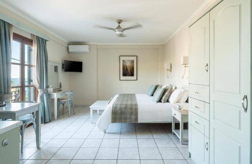 Kardamyli Apartment | 80 m² Serviced apartment ∙ 2 bedrooms ∙ 4 guests