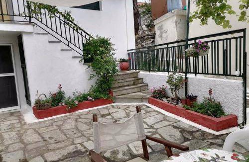 Trikeri House | 88 m² House ∙ 2 bedrooms ∙ 5 guests